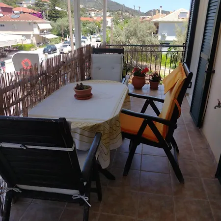 Evi's House 尼基亚娜